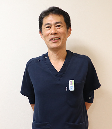 当院では働くスタッフが笑顔でいら
                       れるような環境作りに努めています。